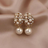 Chic Floral Pearl Drop Earrings